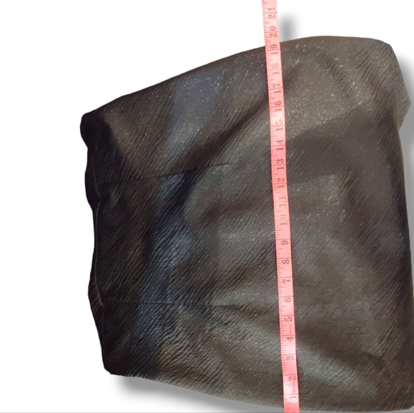 Classic vintage Black Midi dress. Size 8. - Picture 9 of 13